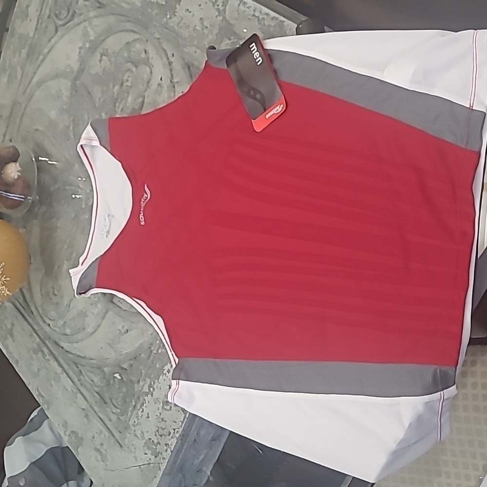 SAUCONY MEN'S RUNNING TANK NEW MEDIUM